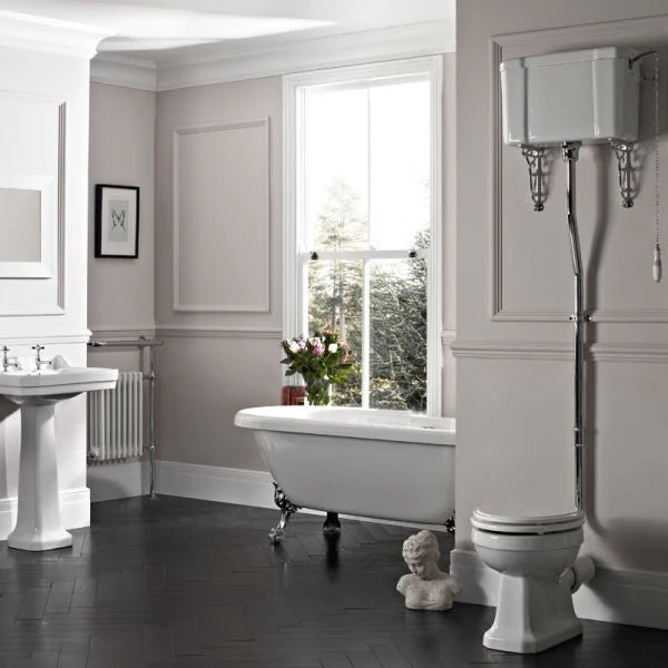 Vitoria Traditional Bathroom Suites