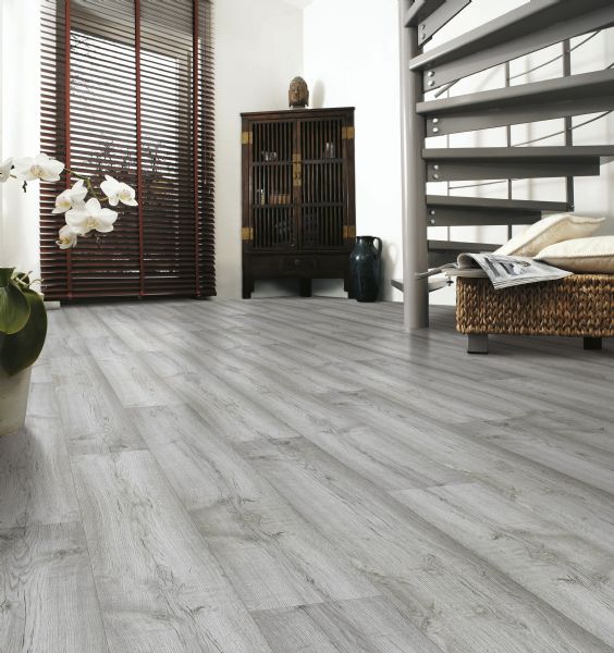 Dartmoor Oak 12mm Pack Size 1.48m2 - Tile Depot - 