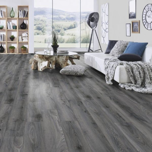 Tomahawk Oak 8mm Pack Size 2.22m² - Tile Depot - 